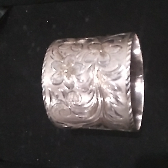 50 mm Hawaiian bracelet - Picture 2 of 3